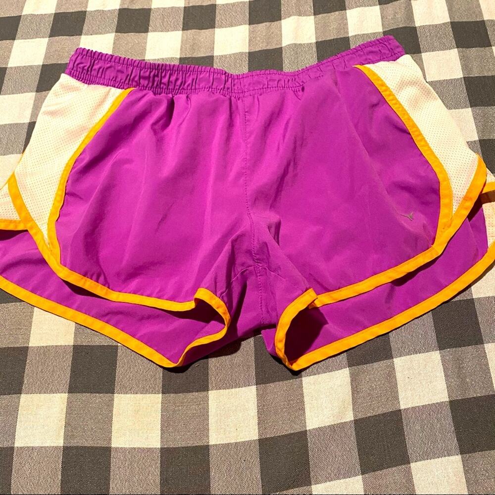 Old Navy Active Running Shorts w/ Mesh Sides Women's Size Small Interior Brief